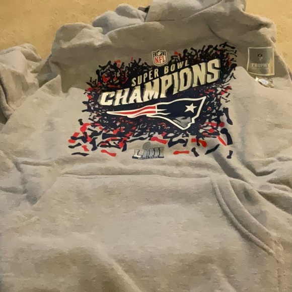 Fanatics Other - Fanatics Hooded Super Bowl NE Patriots Sweatshirt